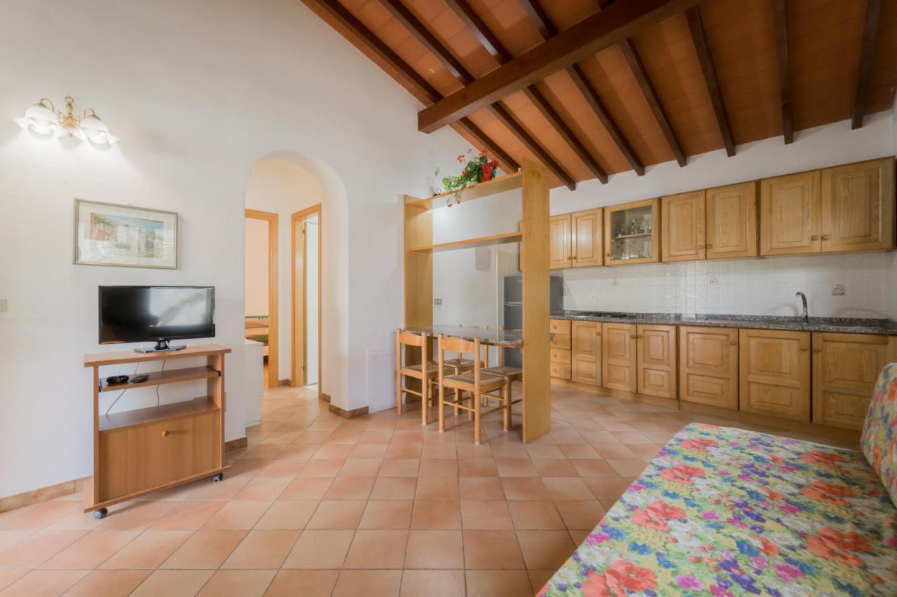 Residence Baia Delle Grazie Casa Morcone Bagian luar foto