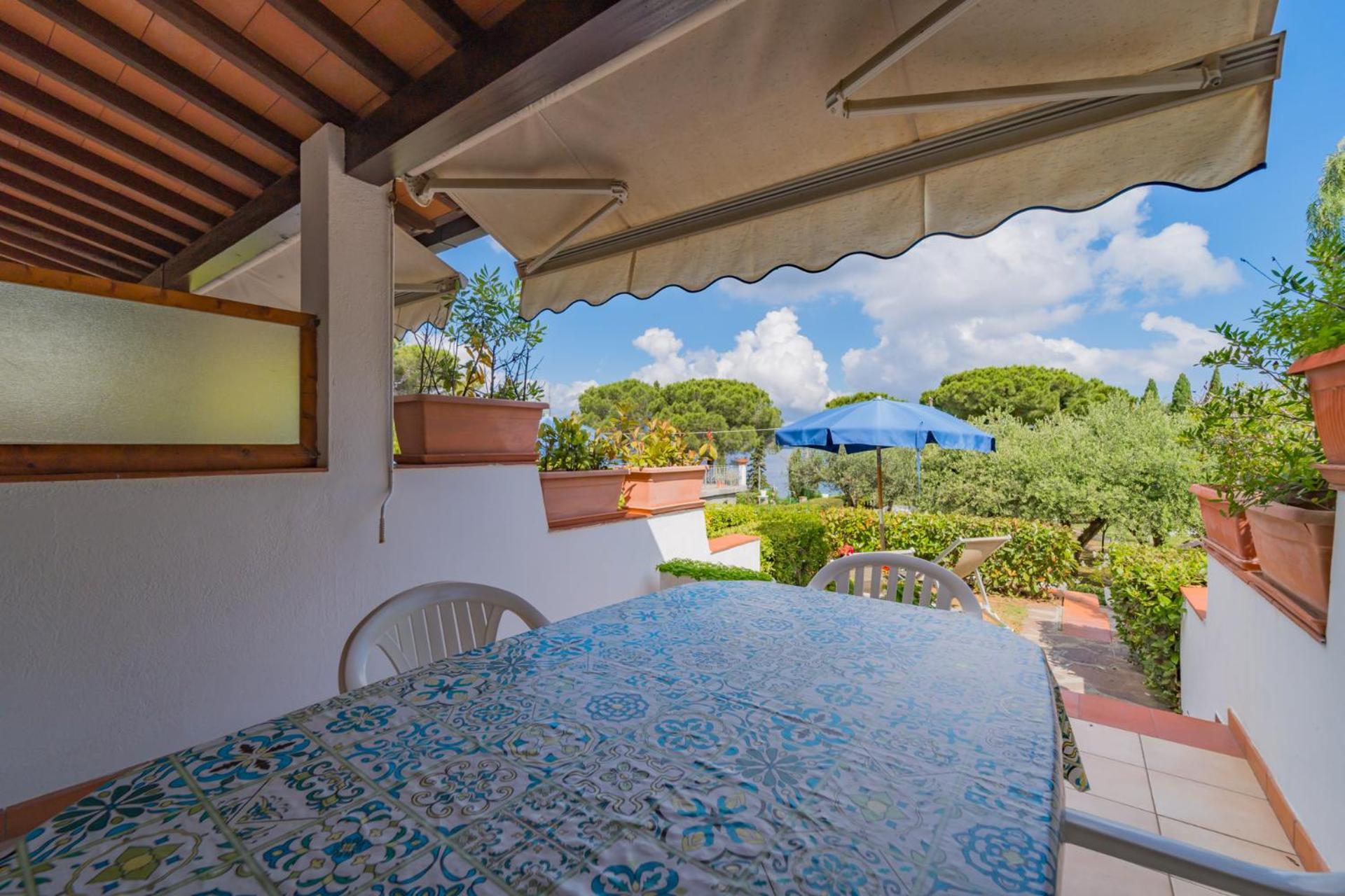 Residence Baia Delle Grazie Casa Morcone Bagian luar foto